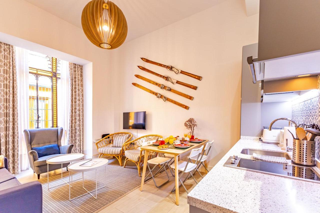 Ohliving Cathedral Apartment เซบีญา ภายนอก รูปภาพ